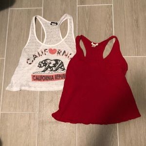 Bundle of 2 tank tops